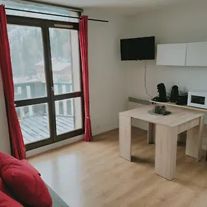 Jolies Praloup 1600 Avec Balcons Uvernet-Fours